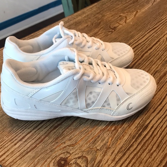 chasse proflex cheer shoes